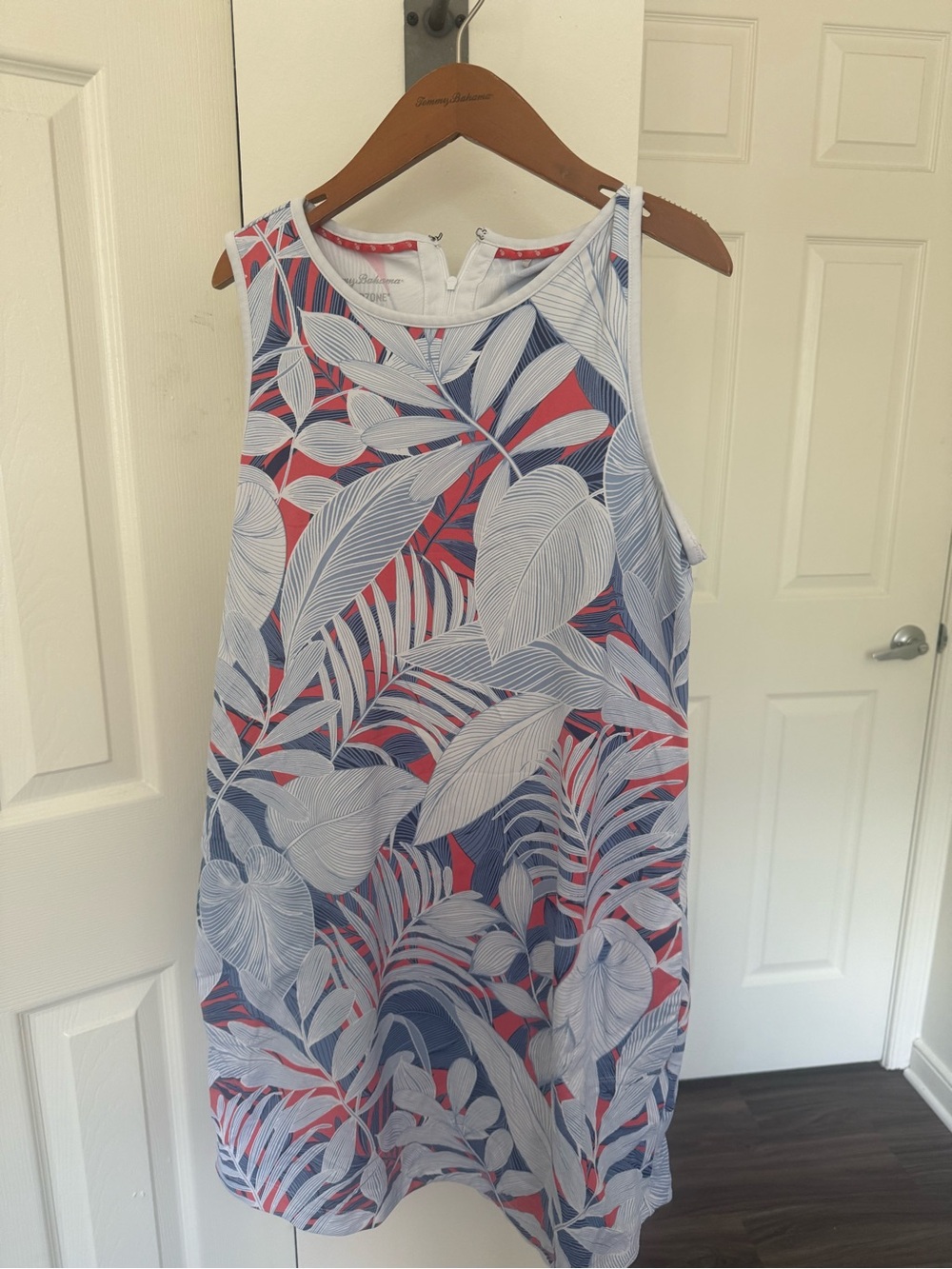 Tommy Bahama Blue White & Red Tropical Leaf Shift Golf Dress